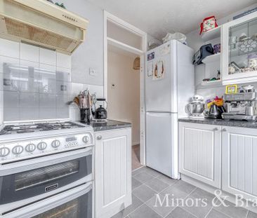 2 bedroom detached bungalow to rent - Photo 6