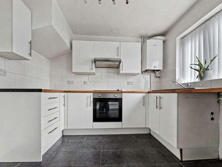 Fitzgerald Close, Prestwich, M25 - Photo 2