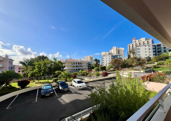 APARTAMENTO | 3 QUARTOS | CASA BRANCA