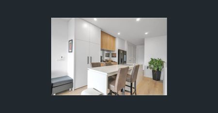 Low-maintenance luxury, in the heart of Braybrook - Photo 2