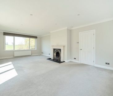 Camp Road, Gerrards Cross, Buckinghamshire,SL9 - Photo 1