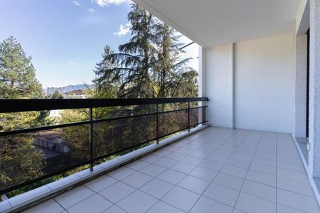 Location Appartement 4 pièces 106m² ANNECY 74000 - Photo 5