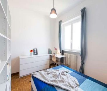 Via dei Mandorli, Cesano Boscone, Lombardy 20090 - Photo 6