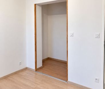 Location Maison 4 pièces 98m² - Photo 6