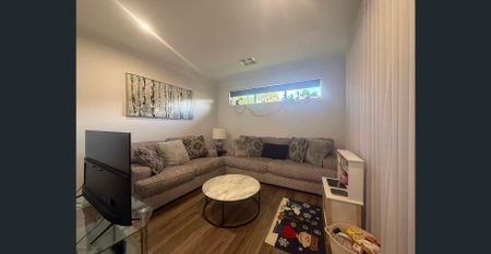 Luxury Living in Enfield I Designer 4-Bedroom Family Masterpiece - Photo 2