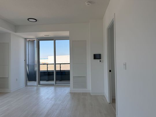 For Lease - 4878 Powers Common Unit# 211, Burlington, Ontario - Photo 1