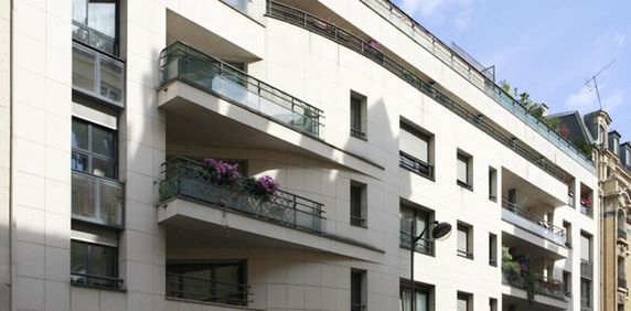 location Appartement T2 DE 53m² À PARIS - Photo 2