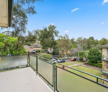 BRIGHT TOP FLOOR FULLY RENOVATED UNIT - Photo 6