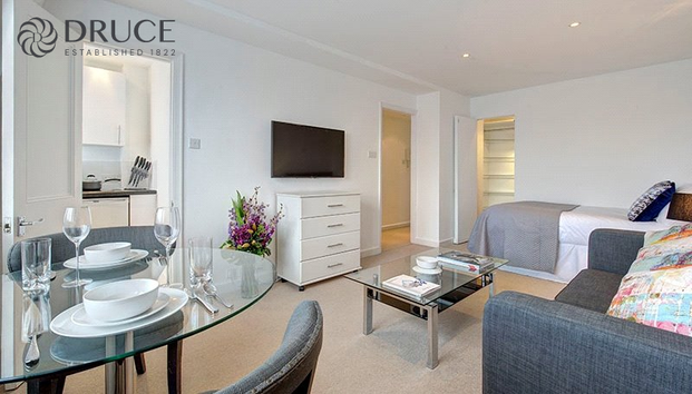 Studio to rent - Photo 1