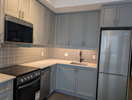 For Lease - 2333 Khalsa Gate Unit# 317, Oakville, Ontario - Photo 2