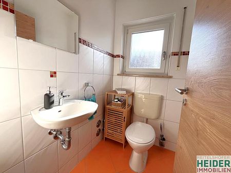 4 Zi. Wohnung mit Balkon, Küche, Essdiele, Bad mit WC, WC extra, Kelleranteil, in ruhiger Lage in Bahnhofsnähe - Foto 3