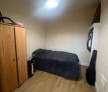 Room in a Shared House, Crofton St, M14 - Photo 1