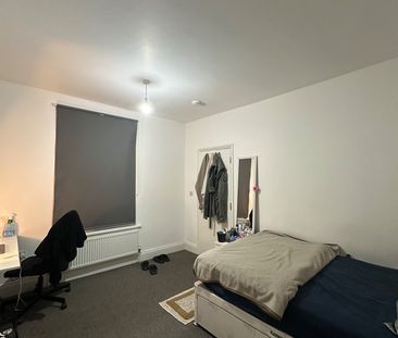 Room in a Shared House, Welland Street, LE2 - Photo 2
