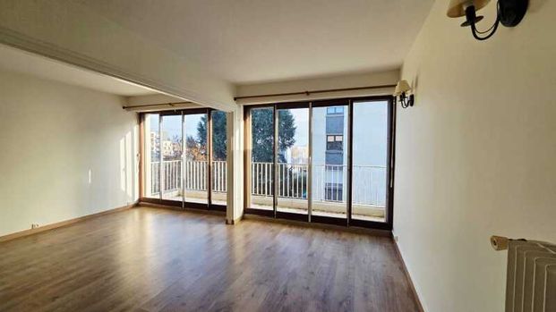 Location Appartement 5 pièces 96m² ORLEANS 45100 - Photo 1