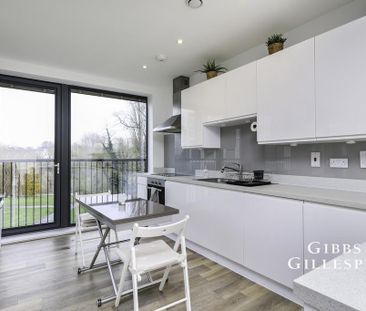 2 bedroom flat to rent - Photo 4