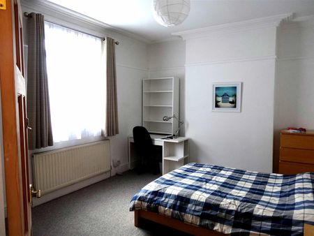 Park Terrace, Plymouth - Photo 4