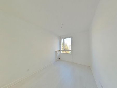 Location Appartement 4 pièces 71m² VALENCE 26000 - Photo 4