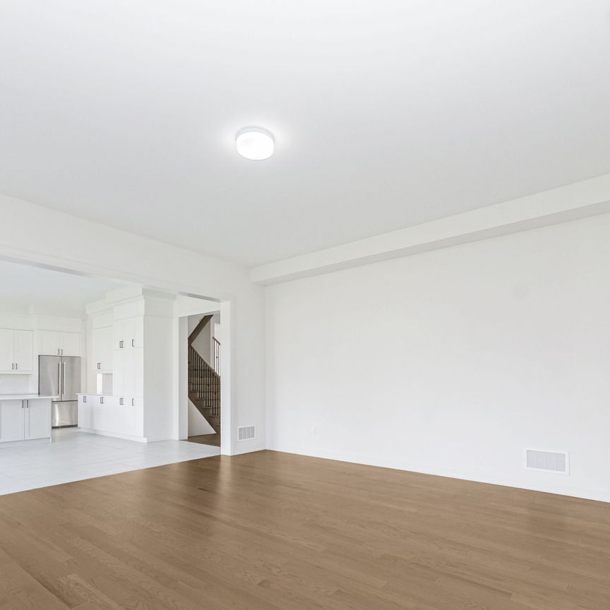 For Lease - 11 Wintergreen Lane, Adjala-Tosorontio, Ontario - Photo 1