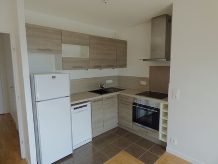 Studio de 28,91m² - 78320 LE-MESNIL-SAINT-DENIS - Photo 4