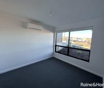 Home with Beautiful Views. - Photo 2