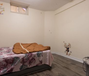 For Lease - 36 Rattlesnake Road, Brampton, Ontario - Photo 1