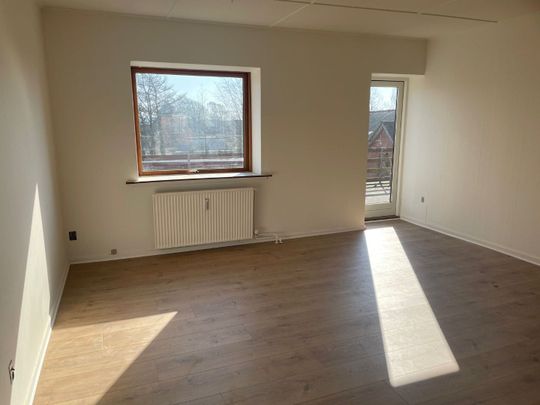 Central lejlighed på Aalestrup torv - Foto 1