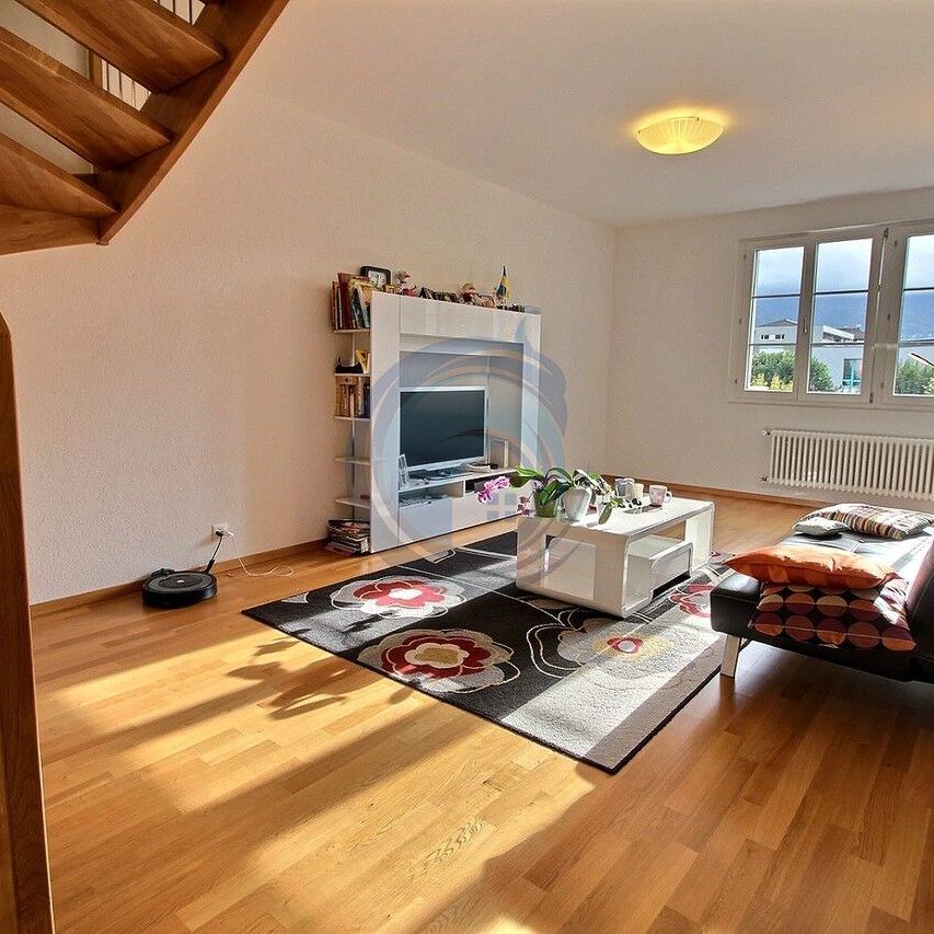 MAGNIFIQUE APPARTEMENT DUPLEX DE 4,5 PIÈCES AU CENTRE DE VEVEY - Photo 1