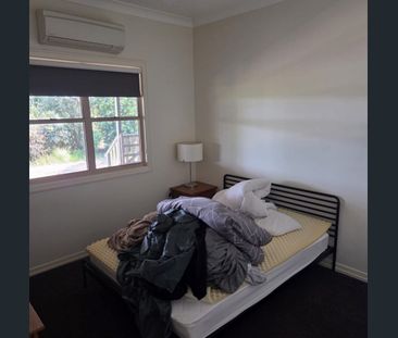 Fully Furnished 4 Bedroom Home in Gooburrum - Photo 6