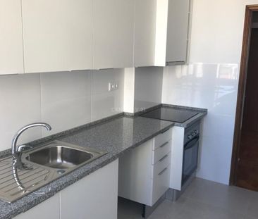 Apartamento T2 para Arrendamento - Photo 1