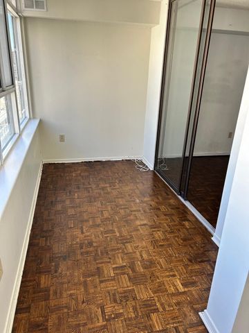 For Lease - 45 Carlton Street Unit# 1711, Toronto, Ontario - Photo 5