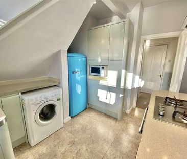 Queens Park, Bournemouth, Dorset, BH8 - Photo 2