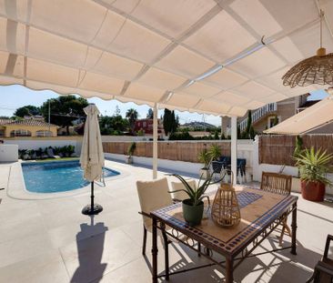 Luxury 4 room Detached House for rent in Torrevieja, Valencia - Photo 4