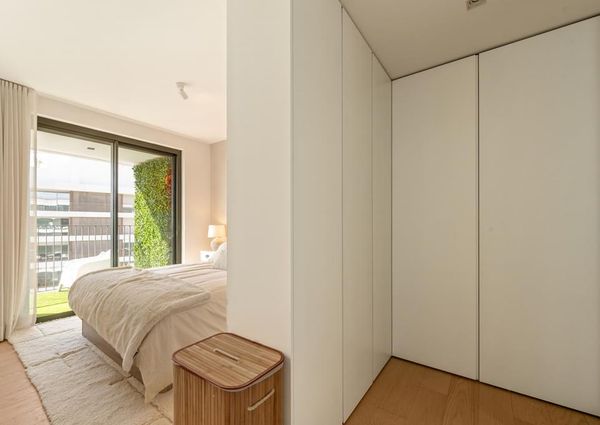 1 Bedroom Apartment with swimming pool, Miraflores, Oeiras