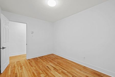 Nouveauté sur le marché Appartement à louer - Laval (Chomedey) (Autres) - Photo 2