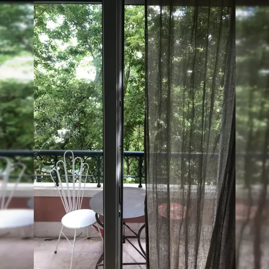 1-bedroom apartment for rent in Lisbon, bills included, only females. - Photo 1