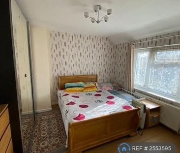 2 bedroom end of terrace house to rent - Photo 1