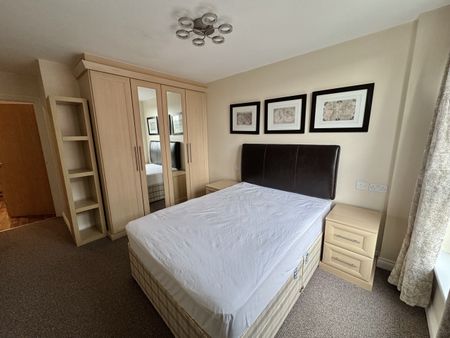2 Bed Flat, Watkin Road, LE2 - Photo 3