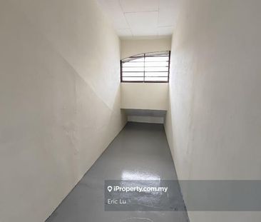 Senai Saleng 2 Storey near TJ Mart Hospital Kulai, Taman Sutera, Kulai - Photo 4