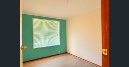 Spacious Family Home! - Photo 5