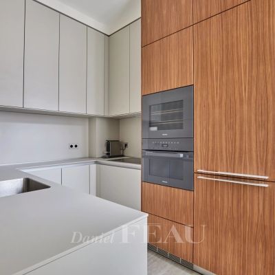 Appartement à louer à Paris 8Ème - Photo 1