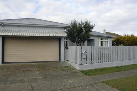 149 Crawford Street, Glengarry - Photo 2