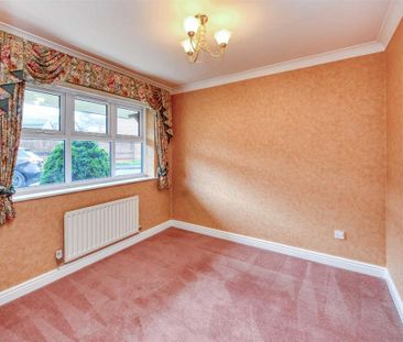 4 bedroom detached house to rent - Photo 4