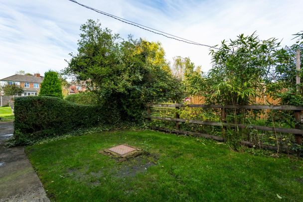 Barrett Avenue York YO24 - Photo 1