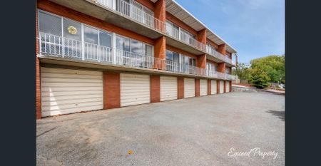 Centrally Located - Photo 3