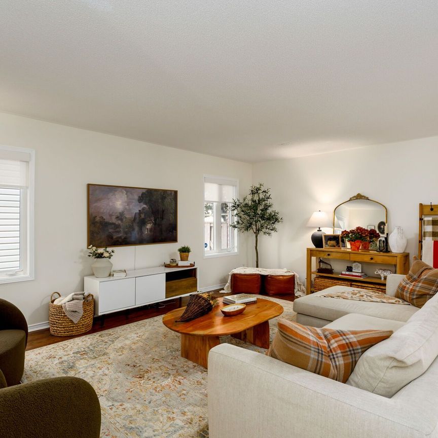 For Lease - 7081 Walworth Court, Mississauga, Ontario - Photo 1