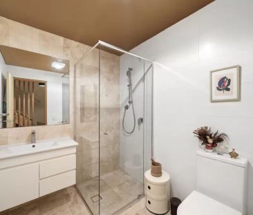 Tri-level designer townhouse - Photo 4