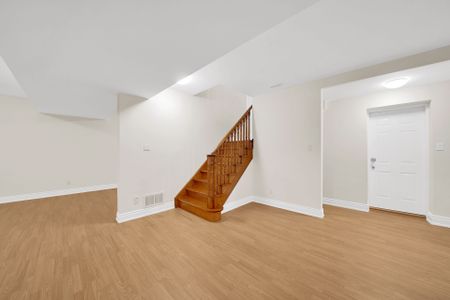 For Lease - 1092 Alfred Street, Innisfil, Ontario - Photo 2