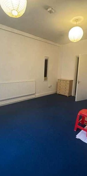 Harvaston Parade Tilehurst Reading, Reading, RG30 - Photo 1