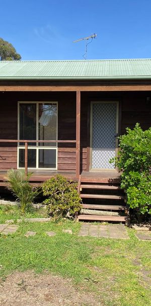 2 BEDROOM HOUSE IN WALLAGA LAKE - Photo 1