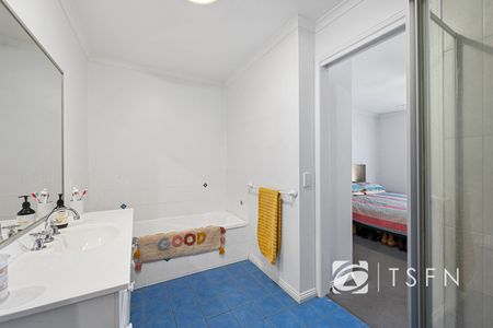 1/21 Balmoral Drive, Golden Square - Photo 5